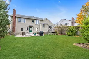 2845 Whaleneck Dr, Merrick, NY 11566 - Photo 19