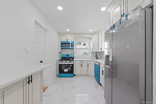 189-18 Tioga Dr, Saint Albans, NY 11412 - Photo 7