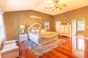 14 Vega Dr, Shoreham, NY 11786 - Photo 25