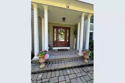 14 Vega Drive, Shoreham, NY 11786 - Photo 5