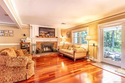 14 Vega Drive, Shoreham, NY 11786 - Photo 17