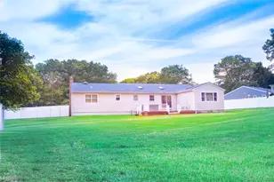 11 Blazer Dr, Islandia, NY 11749 - Photo 15