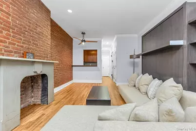 348 East 89th Street #7E, New York, NY 10128 - Photo 3