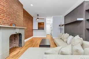 348 E 89th St, New York, NY 10128 - Photo 3