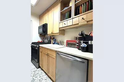 1085 Warburton Avenue #516, Yonkers, NY 10701 - Photo 7