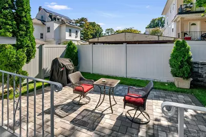 290 E Sidney Avenue, Mount Vernon, NY 10553 - Photo 37