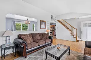 10 Riverdale Ave, Oakdale, NY 11769 - Photo 7