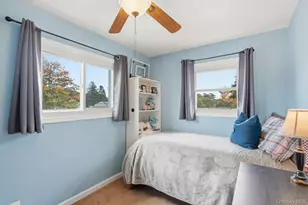 10 Riverdale Ave, Oakdale, NY 11769 - Photo 25