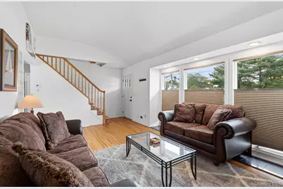 10 Riverdale Avenue, Oakdale, NY 11769 - Photo 3