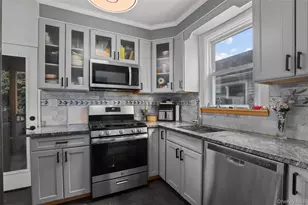 3215 Randall Ave, Bronx, NY 10465 - Photo 13