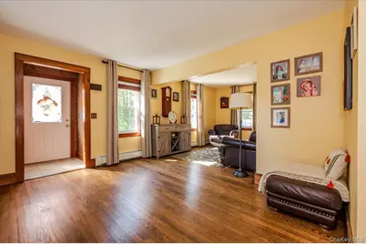 23 Arthur Avenue, Bethpage, NY 11714 - Photo 5