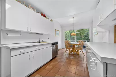 51 Oak Hill Drive, Oyster Bay, NY 11771 - Photo 5