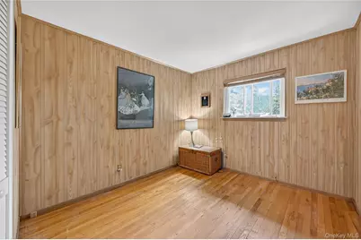 51 Oak Hill Drive, Oyster Bay, NY 11771 - Photo 11