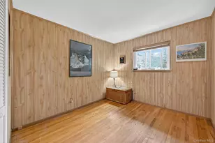 51 Oak Hill Dr, Oyster Bay, NY 11771 - Photo 11