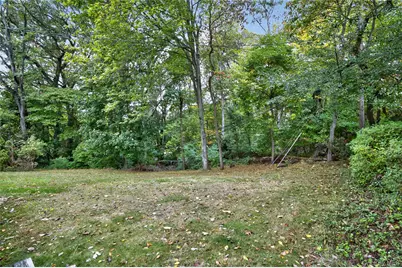 51 Oak Hill Drive, Oyster Bay, NY 11771 - Photo 17