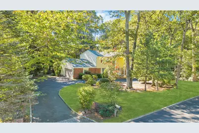 8 Chablis Drive, Dix Hills, NY 11746 - Photo 7