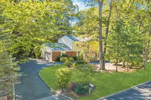 8 Chablis Dr, Dix Hills, NY 11746 - Photo 7