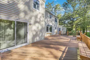8 Chablis Dr, Dix Hills, NY 11746 - Photo 11