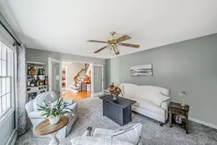 10 Munson St, Medford, NY 11763 - Photo 7