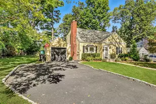 110 Topland Rd, White Plains, NY 10605 - Photo 27