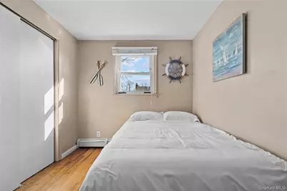 145 Washington Avenue, Deer Park, NY 11729 - Photo 17