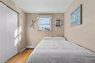 145 Washington Ave, Deer Park, NY 11729 - Photo 17