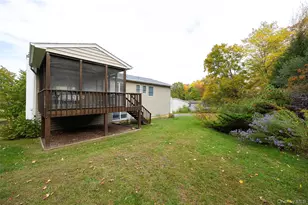 15 Heather Ct, Fishkill, NY 12524 - Photo 21