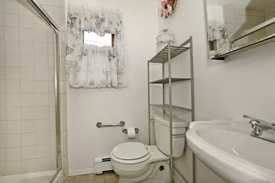 4278 Clarissa Road, Bethpage, NY 11714 - Photo 25