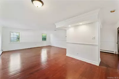 43 Millbrook Drive, Brookhaven, NY 11790 - Photo 5