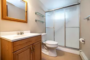 2282 Saratoga St, Oceanside, NY 11572 - Photo 19