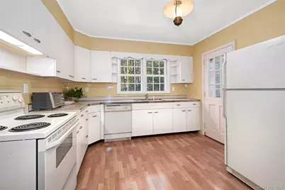 71 Commodore Road, Chappaqua, NY 10514 - Photo 15