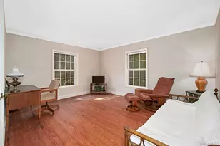 71 Commodore Rd, Chappaqua, NY 10514 - Photo 19