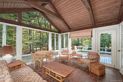 71 Commodore Road, Chappaqua, NY 10514 - Photo 9