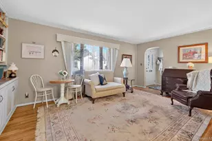 227 Brown St, Mineola, NY 11501 - Photo 3