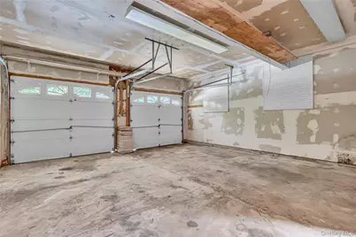 1 Oakleaf Court, Huntington, NY 11743 - Photo 19