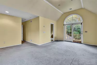 1 Oakleaf Court, Huntington, NY 11743 - Photo 17