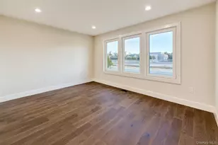 437 Sunrise Hwy, West Babylon, NY 11704 - Photo 13