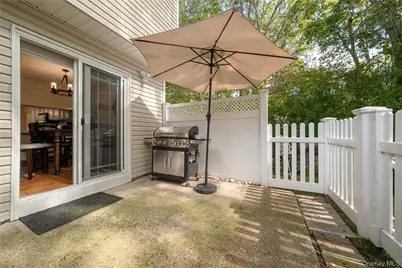 18 Lindsey Court, Holtsville, NY 11742 - Photo 27