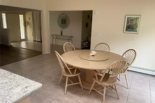 6 Twilight Ct, Melville, NY 11747 - Photo 5