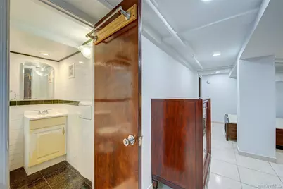 85-21 56th Avenue, Elmhurst, NY 11373 - Photo 31