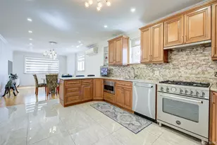 85-21 56th Ave, Elmhurst, NY 11373 - Photo 11