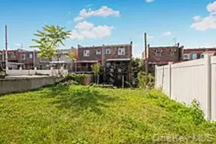 2937 Laconia Ave, Bronx, NY 10469 - Photo 13