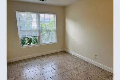 392 Montauk Highway, Lindenhurst, NY 11757 - Photo 7