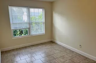 392 Montauk Hwy, Lindenhurst, NY 11757 - Photo 7