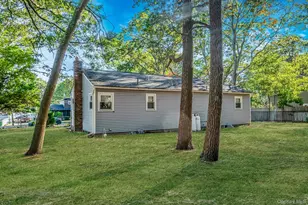 529 Elder Ln, Ronkonkoma, NY 11779 - Photo 5