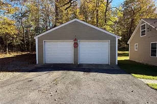 4 Pine Ln, Hopewell Junction, NY 12533 - Photo 3