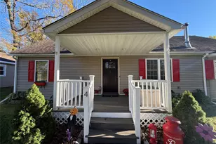 4 Pine Ln, Hopewell Junction, NY 12533 - Photo 5