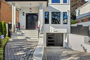 147-07 8th Ave, Whitestone, NY 11357 - Photo 29