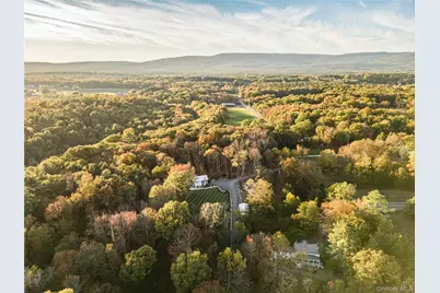 1017 Bruyn Turnpike, Pine Bush, NY 12566 - Photo 3