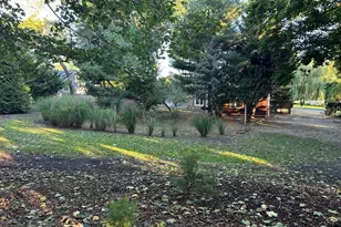 36 7th Ave, Brentwood, NY 11717 - Photo 45